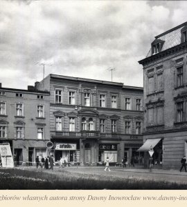 Plac Klasztorny - 7 sierpnia 1966 roku - Inowrocław. Plac Klasztorny.
Pocztówka wysłana 7 sierpnia 1966 roku.
fot. J. Siudecki
Biuro Wydawnicze "RUCH"