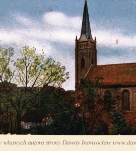 Kościół św. Krzyża - 28 sierpień 1915 rok - Inowrocław. Kościół Św. Krzyża
Pocztówka* wysłana 28 sierpnia 1915 roku.
* Jest to fragment pocztówki składającej się z trzech obrazków.