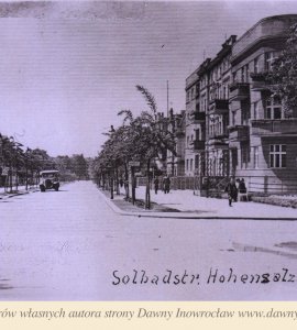 Skrzyżowanie Solankowej i Roosevelta - 1941 rok - Inowrocław, ulica Solankowa
Hohensalza. Solbadstrasse.
Pocztówka wysłana 20 stycznia 1941 roku.