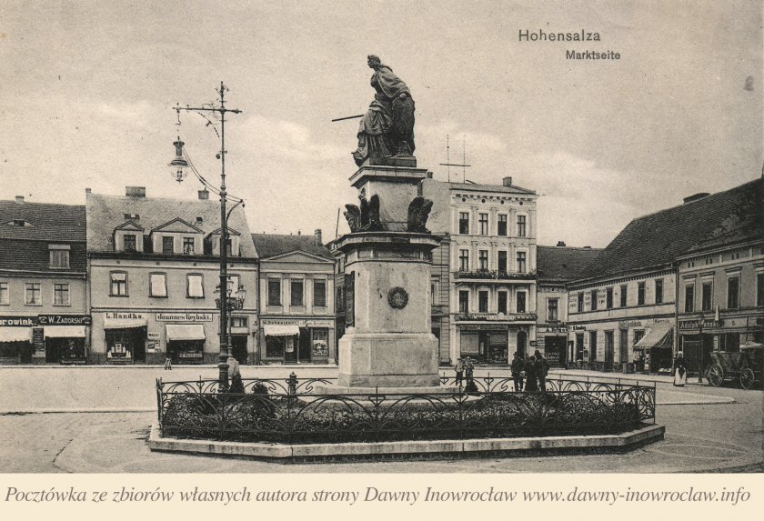 Pomnik Germanii na Rynku - 10 września 1911 roku - Pomnik Germanii na Rynku w Inowrocławiu.
Pocztówka wysłana 10 września 1911 roku
Verlag der Buchhandlung Stefan Knast, Hohensalza.
Hohensalza. Marktseite.
